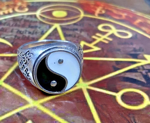 Ring trillionaire maker - ring,
